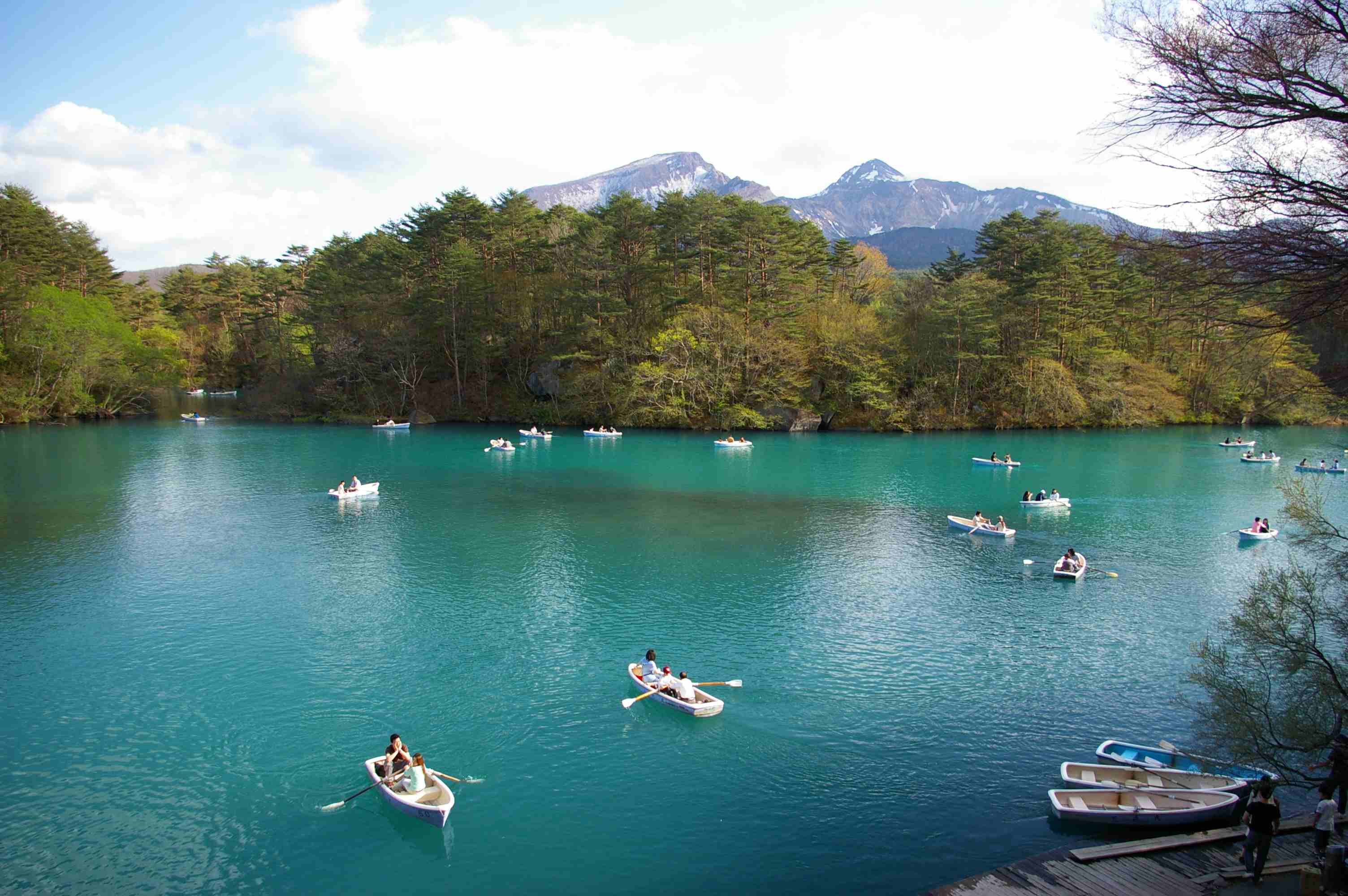Goshiki-numa - A cluster of five volcano lakes